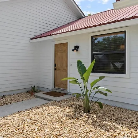 Spacious Home Near Beach, Large Yard, Game Room And Dog Friendly Jacksonville Exterior photo